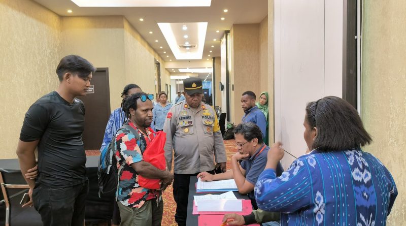 Pelaksanaan Rapat Pleno Rekapitulasi Suara Pemilu Di Kota Jayapura